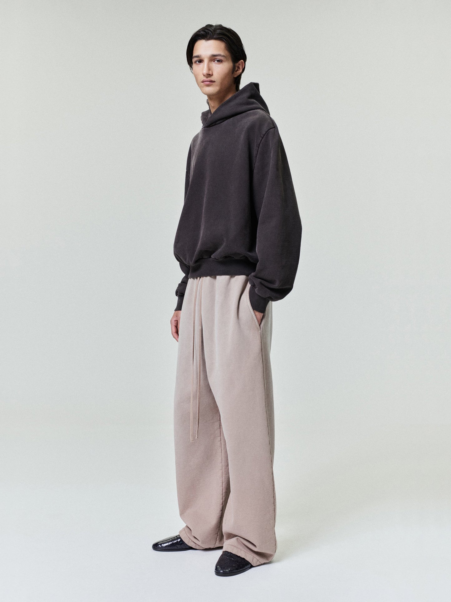 Sunfaded Wide Leg Sweatpant