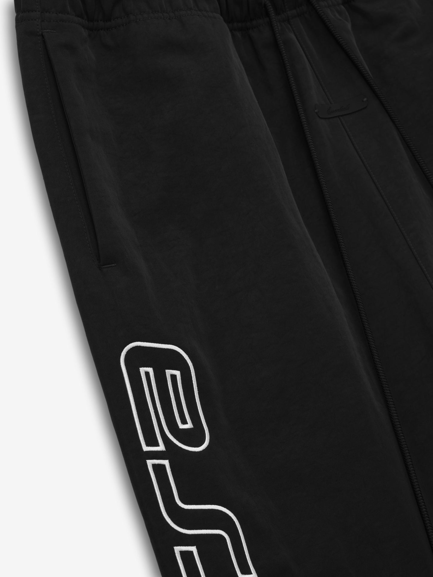 Textured Nylon Active Trace Relaxed Drawstring Pant